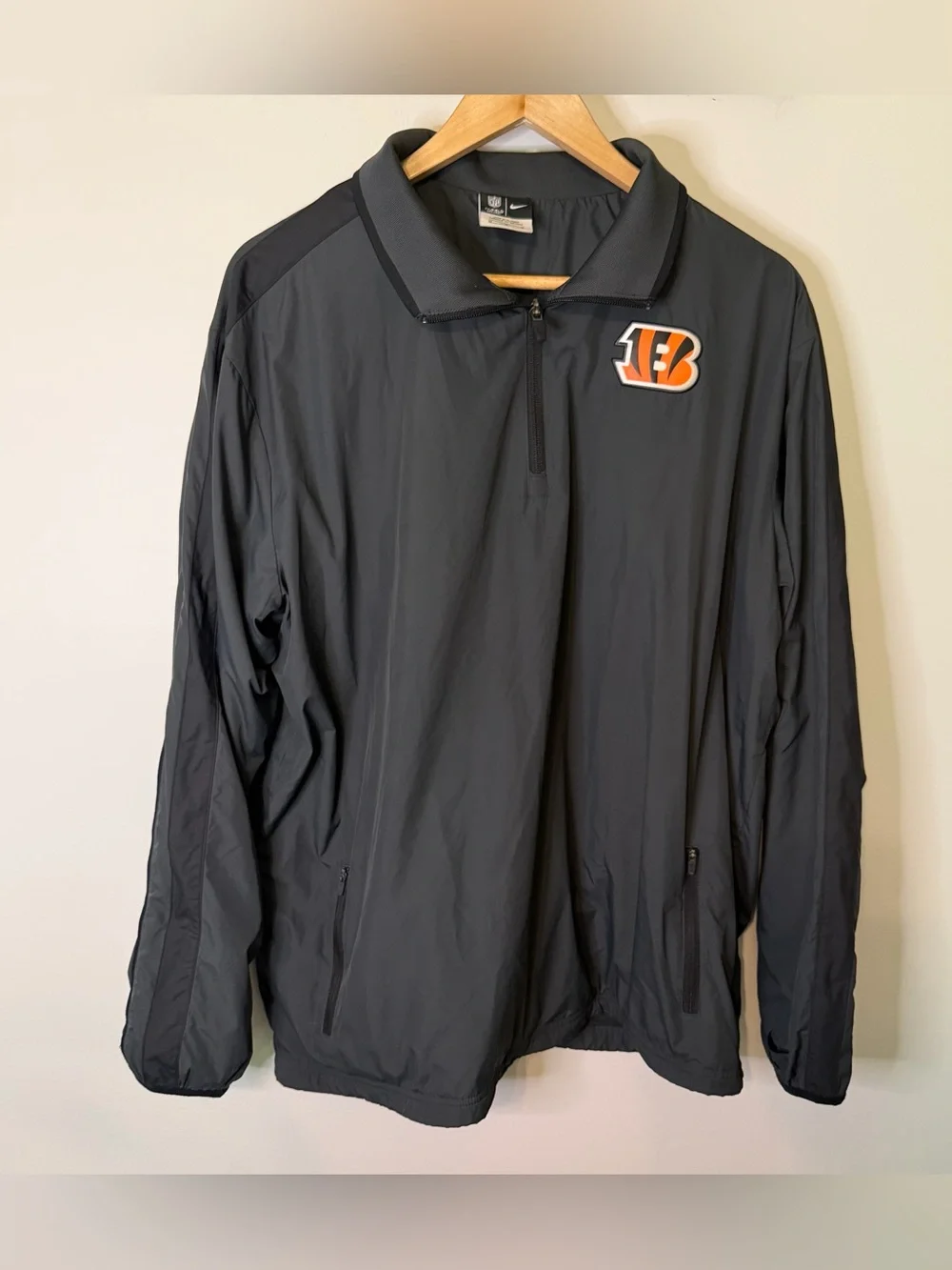 Nike Cincinnati Bengals NFL On Field 1/4 Zip Pullover Jacket Men’s Medium